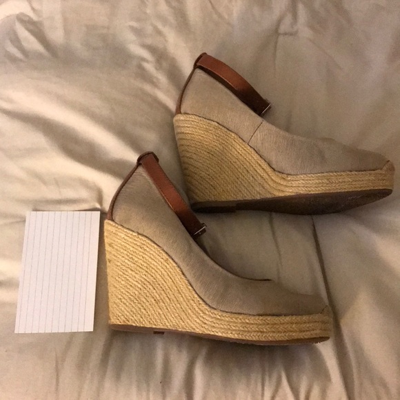 BCBGeneration Tan/Creme/Brown Woven Wedge w/Strap - Picture 2 of 4